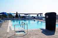 Swimming Pool Hotel San Vito