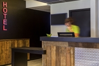 Lobby ibis Styles Chartres