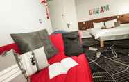 Kamar Tidur 2 ibis Styles Chartres