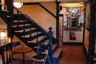 Sảnh chờ C&N Backpackers Hostel - Vancouver