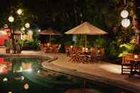 Swimming Pool Puri Cendana Resort Bali