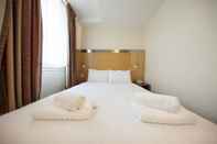 Bedroom The Maiden Oval Hotel- FKA Belgrave Hotel
