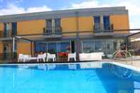 Swimming Pool Hotel 3K Faro Aeroporto