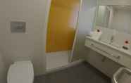 In-room Bathroom 3 Hotel 3K Faro Aeroporto