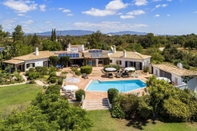 Swimming Pool Quinta da Brisa in Mexilhoeira Grande