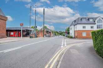 Exterior 4 Carta House Egham Serviced Apartments