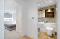 In-room Bathroom Carta House Egham Serviced Apartments