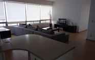 Ruang Umum 2 Modern Apartment With Coworking GYM and Garden