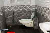 Toilet Kamar Hotel Comfort Stay