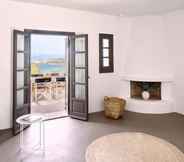 Bedroom 3 Acron Villas Paros Sky 3 Bedroom Deluxe Villa Sea View Private Pool