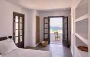 Bilik Tidur 3 Acron Villas Paros Azure 5 Bedroom Deluxe Villa Sea View Private Pool