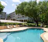 Swimming Pool 4 River Run Condo RRC A301