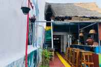 Bar, Cafe and Lounge Gurukulam Hostel