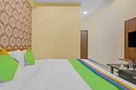 Bedroom Treebo Trend Lavishka Palace