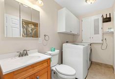 In-room Bathroom 4 Blue Marlin at The Salty Cove