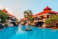 Kolam Renang 5 Resort Stay on Palm Jumeirah w Sea View