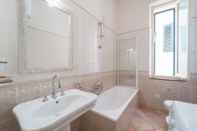 In-room Bathroom Alghero Seaview Apt