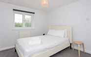 Lainnya 2 Bright 2 Bedroom House in Stratford With Garden