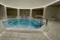 Swimming Pool Harlek Termal Otel Wellness&Spa