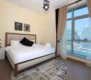 Kamar Tidur 2 Luxury 1 Bedroom in Hamilton Residency