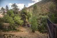 Exterior Quiet Mind Lodge Retreat & Spa  Sequoias