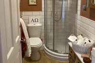 In-room Bathroom Charming 1-bed Studio in Middlesbrough