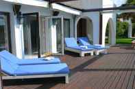 Swimming Pool Villa Oase Azul in Set bal