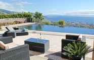 Swimming Pool 3 Villa Luz Madeira Villas