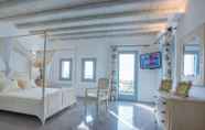 Kamar Tidur 6 Aelia Paros Villas Superior Villa With Private Swimming Pool