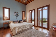 Phòng ngủ Aphrodite Hills Holiday Residences Superior Villas 2 Bedroom Superior Villa - 0190