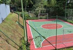 기타 5 Duplex in a castle in the mountains