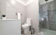 Toilet Kamar 4 T1 Lote Novo 50m Praia Suite 4pax