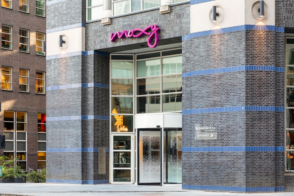 Exterior Moxy the Hague