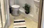 Toilet Kamar 7 Elite 60 Stays