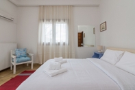 Bedroom Nami Villa Airport by Airstay