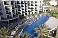 สระว่ายน้ำ Marvista Deluxe Resort Hotel