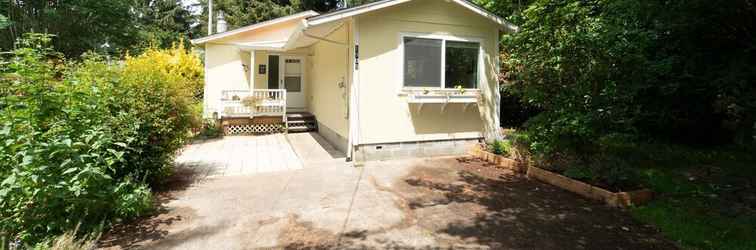 Bangunan Cottage By The Sea