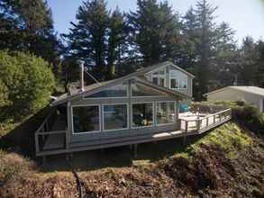 Exterior 4 Otter Rock Hideaway