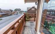 Bedroom 2 Lodges at Cannon Beach D2