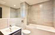 In-room Bathroom 4 Luxurious Chic 1 Bedroom Apartment