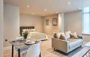 ห้องนอน 3 Seven Living Residences Bracknell - Luxurious Chic Apartments - Free Parking