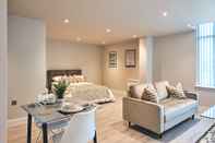 ห้องนอน Seven Living Residences Bracknell - Luxurious Chic Apartments - Free Parking
