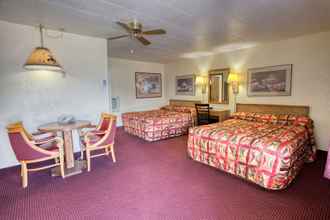 Phòng ngủ 4 Kiva Motel