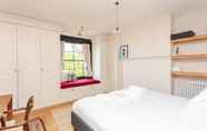 Bedroom 5 Stunning 2 Bedroom House in Peaceful London Fields