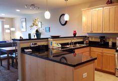 寝室 2 Riverview Retreat