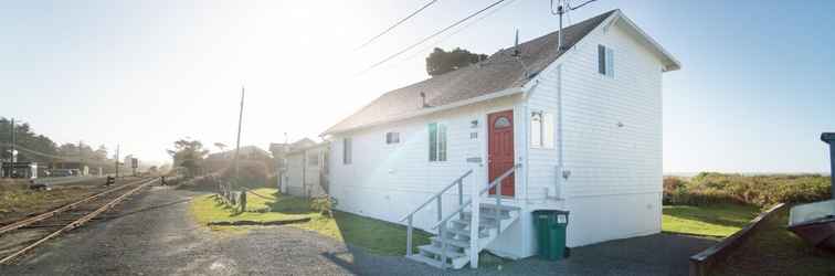 Exterior Rockaway Beachhouse