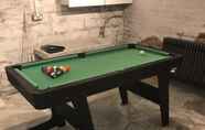 Entertainment Facility 7 Shakespeare House, Free Parking, Town Centre Location