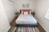 Kamar Tidur Cozy Cove Cottage