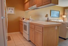 Phòng ngủ 6 Waters Edge 312