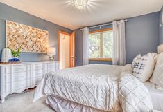 Bedroom 4 Salt & Serenity